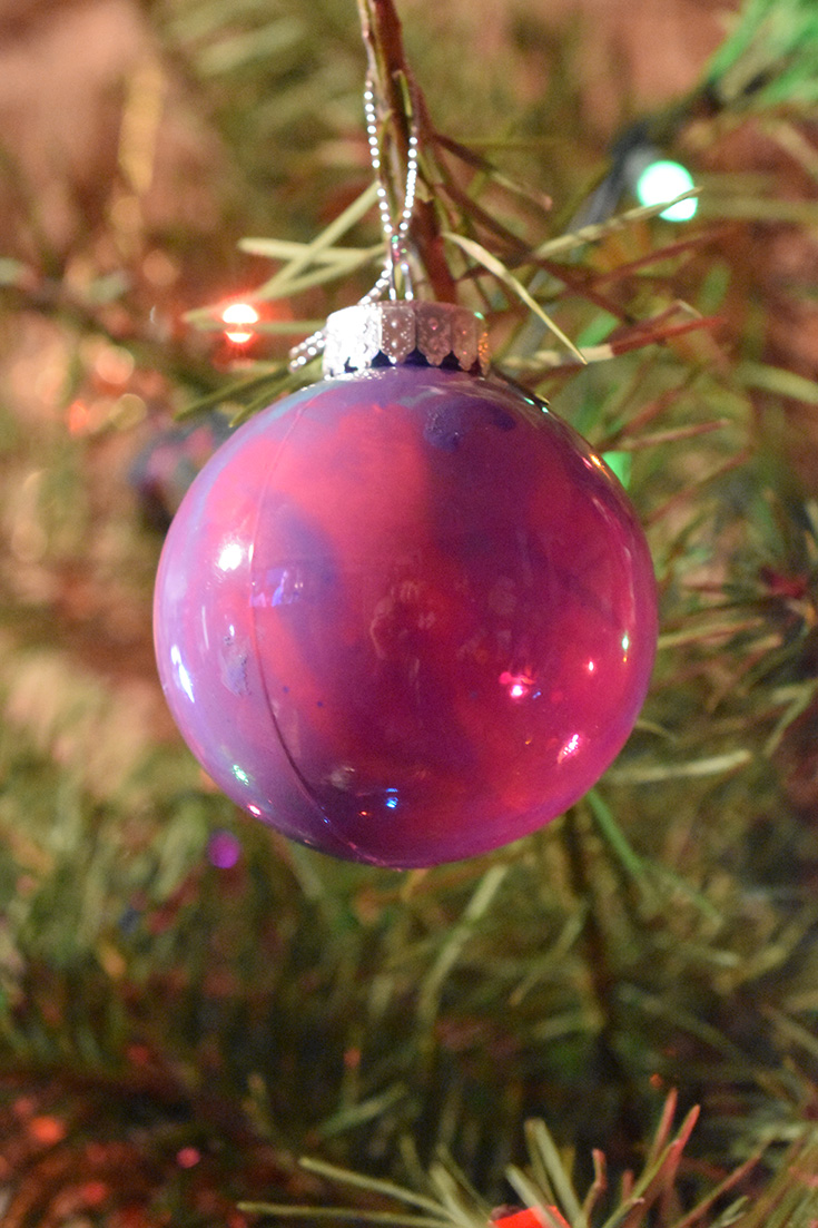 Easy DIY Poured Paint Ornament Idea For Kids